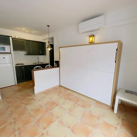 Estudi Nº5 'apartaments El Berganti'
